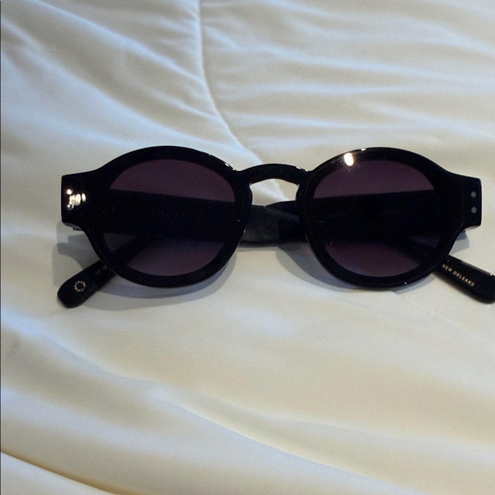 KREWE Round Black Sunglasses